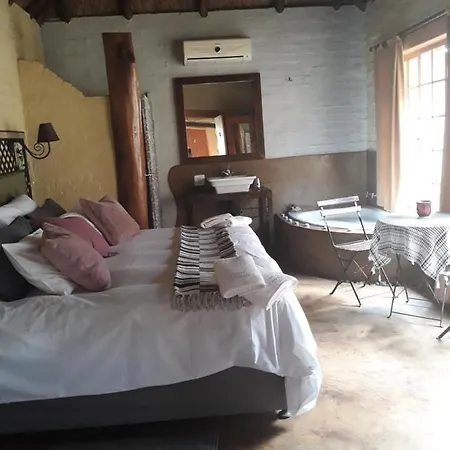 African Silhouette Guesthouse Benoni Exterior photo