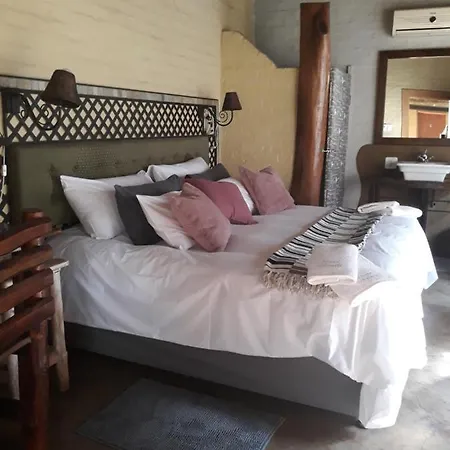 African Silhouette Guesthouse Benoni Exterior photo