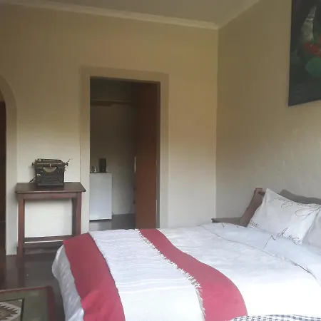 African Silhouette Guesthouse Benoni Exterior photo