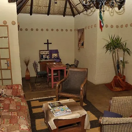 African Silhouette Guesthouse Benoni Exterior photo