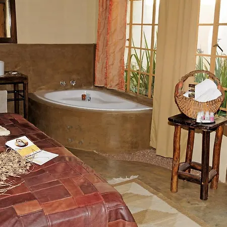 African Silhouette Guesthouse Benoni Room photo